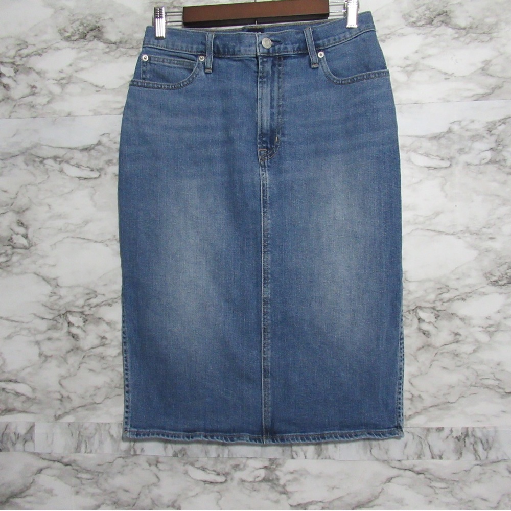 Gap Denim Pencil Skirt Size 28